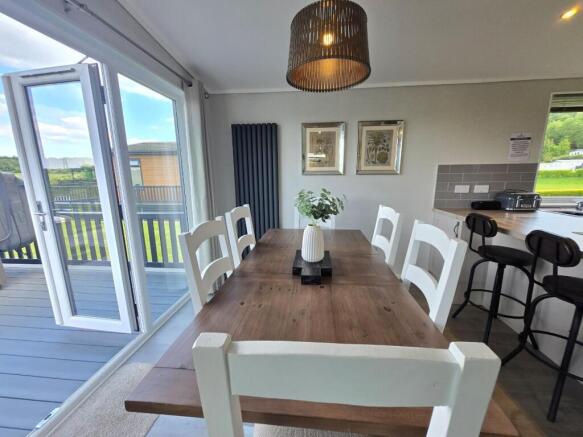 3 bed Park Home for sale Image 10