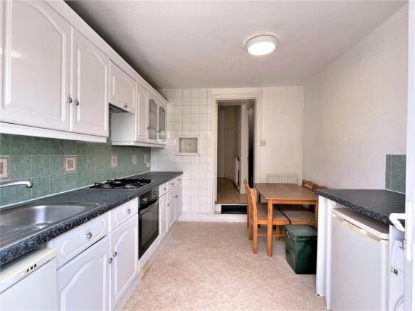 Kitchen.2.jpg