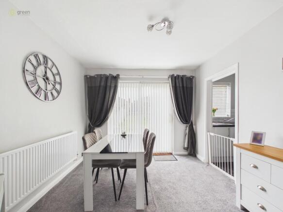 cam05591g0pr0149still027