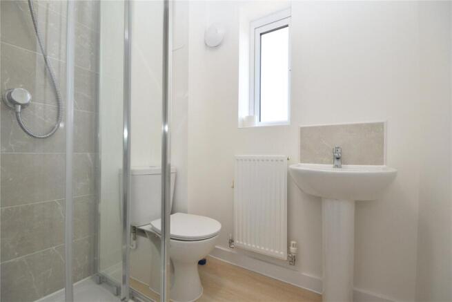 3 bed Semi-Detached to rent Image 8