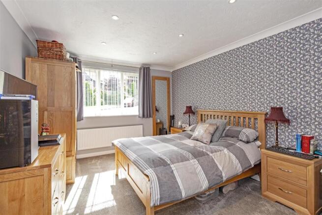 Bedroom 2-1.jpg