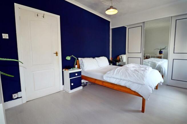 Bedroom 1  2.JPG