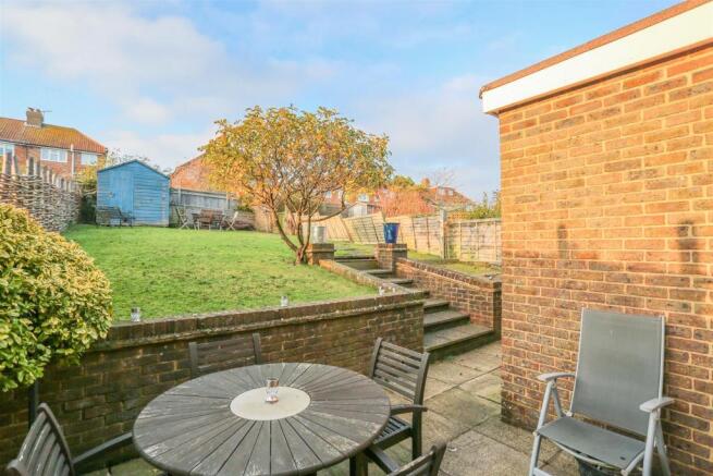 40 Hamsey Crescent-4