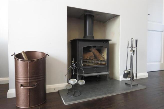 FIREPLACE.JPG