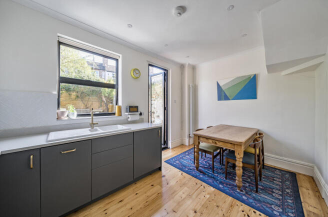 1356339-9-68cd965...