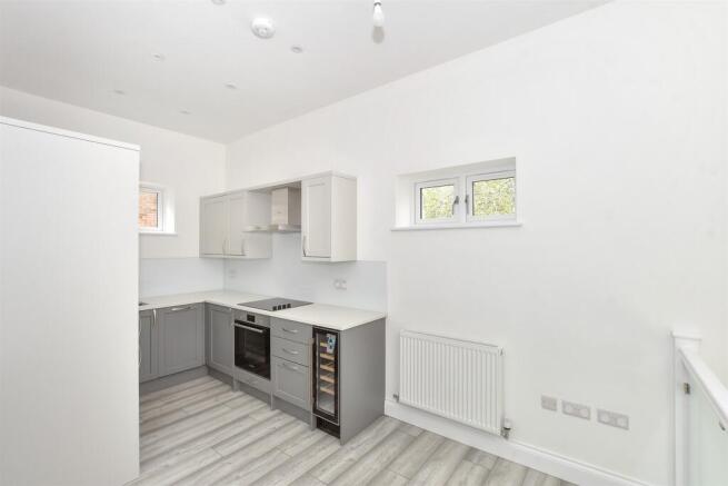 Kitchen/Breakfast Area