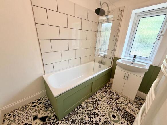 3 bed Semi-Detached for sale Image 11