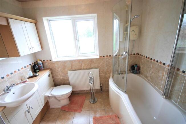 BATHROOM: