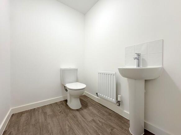42 William Onions Grove, Priorslee, TF2 photo 4