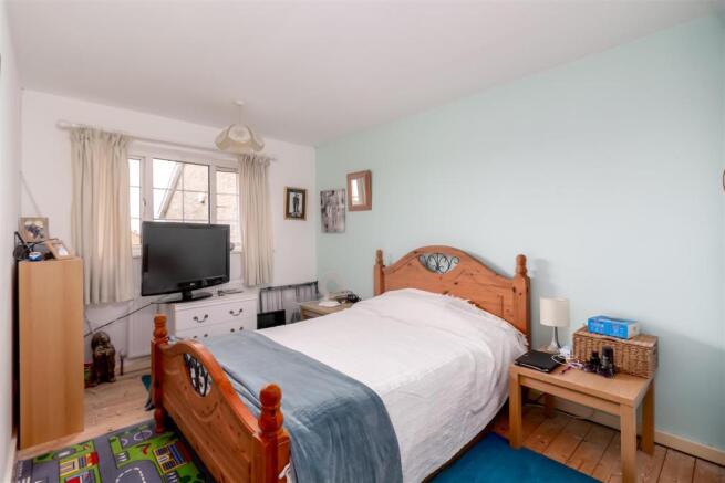Bedroom 2.jpg