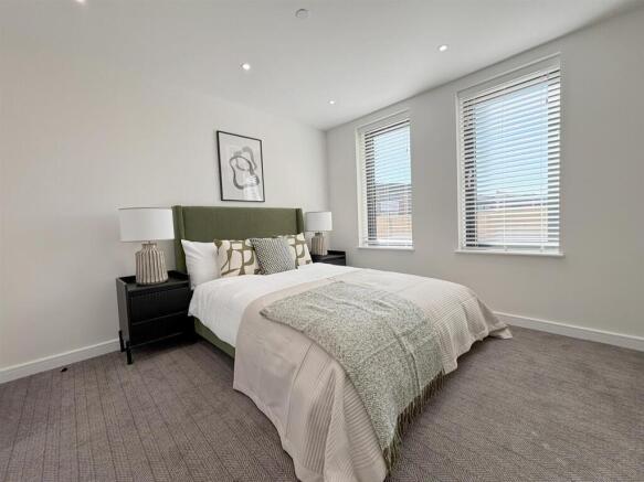 2 bed Flat to rent Image 7