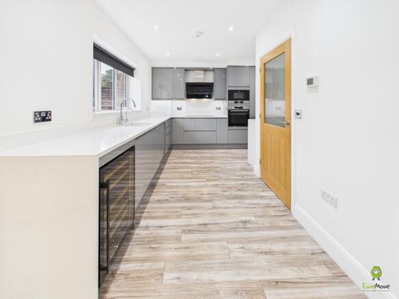 Presented by Clinton at EweMove Bexleyheath and Da