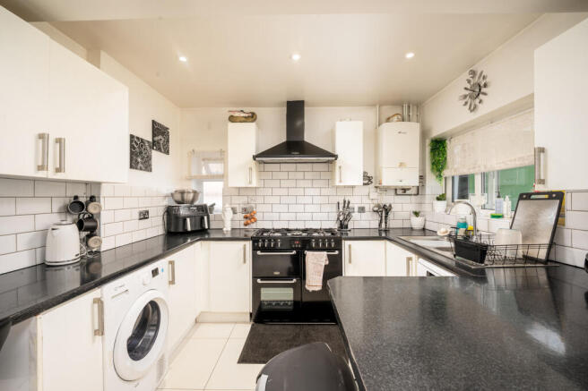 Drummond Grove, Birmingham, B43 photo 3