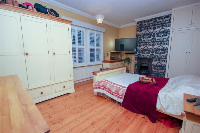 Master Bedroom.jpg