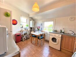 11, Caldervale Road, London SW4 9LY