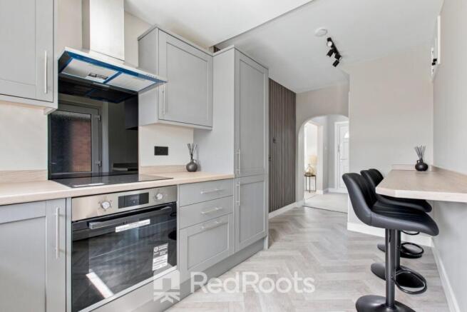 3 bed Semi-Detached for sale Image 7