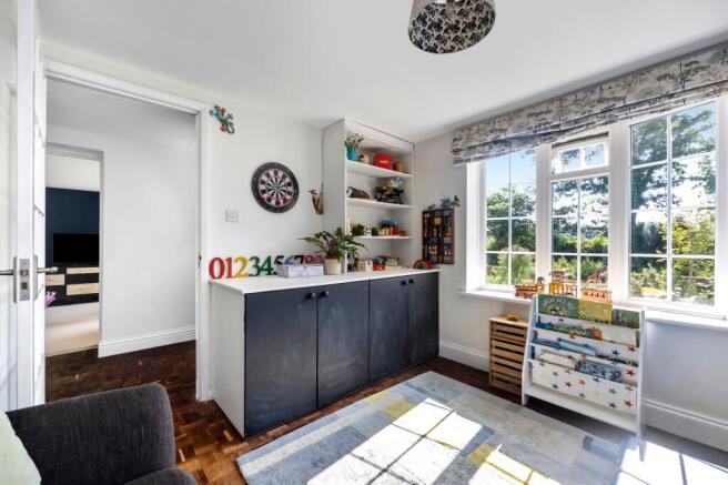 Photo 9