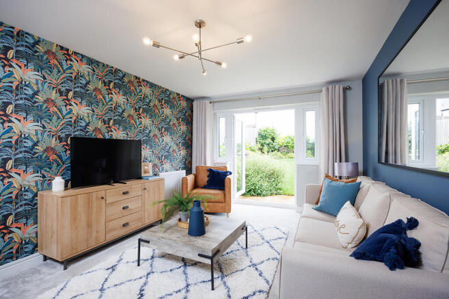 L-VHSW-L6890-Leverton-P15-Living Room open doors