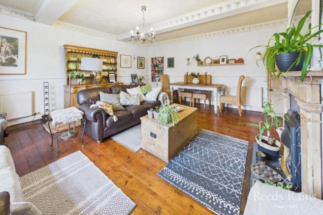 3 bed Terraced for sale Image 8