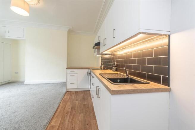 Lounge/Kitchen