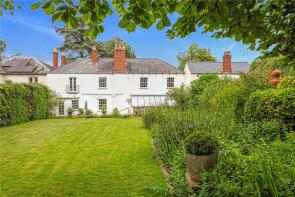 Weston Lodge, A40 From Lower Weston Farm To Ryeford, Ross-on-wye HR9 7NZ