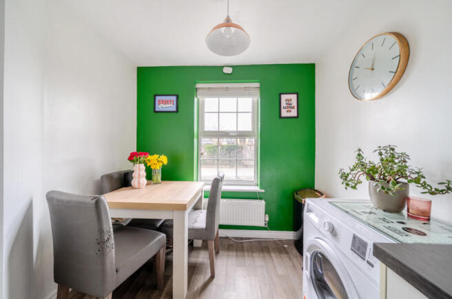 1406522-14-6981dc...