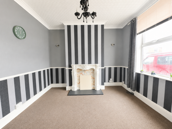 2 bed Terraced for sale Image 4