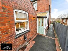 23, Paint Cup Row, Dudley DY2 0DF