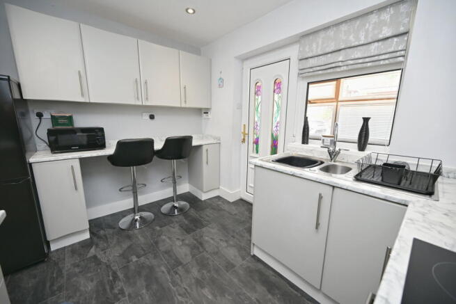 3 bed Detached Bungalow for sale Image 5