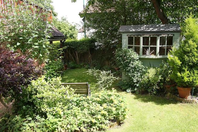 Side garden2.jpg