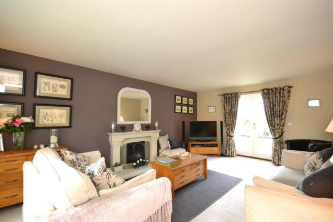 Sitting Room.jpg