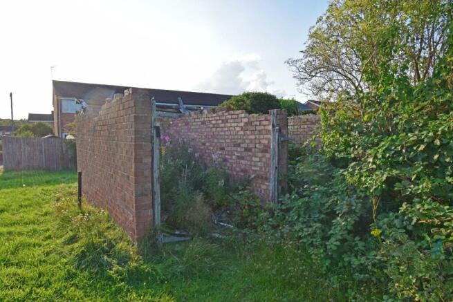 2 Bourne Avenue, garage front.jpg