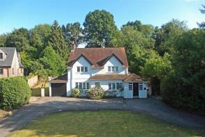 White Oak Cottage, Forest Drive, Tadworth KT20 6LP