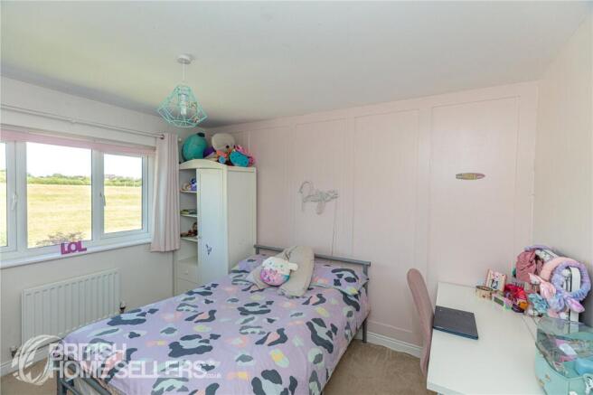 4 bed Detached for sale Image 12