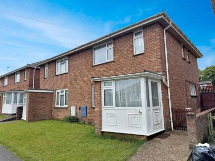 Linden Road, Newport, PO30
