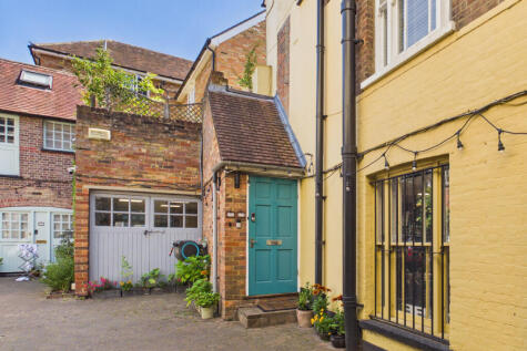 High Street, Hemel Hempstead, HP1