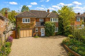 44, Pulens Crescent, Petersfield GU31 4DH