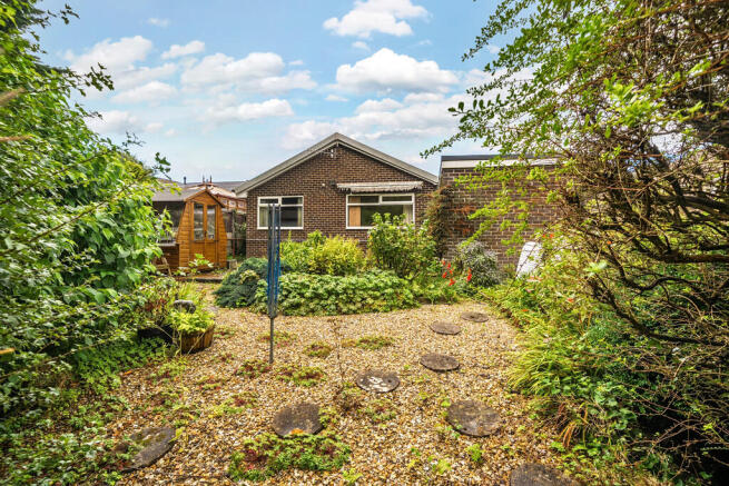 12 Redmayne Drive, Carnforth, Lancashire, LA5 9XA photo 4