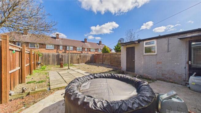3 bed Terraced for sale Image 10