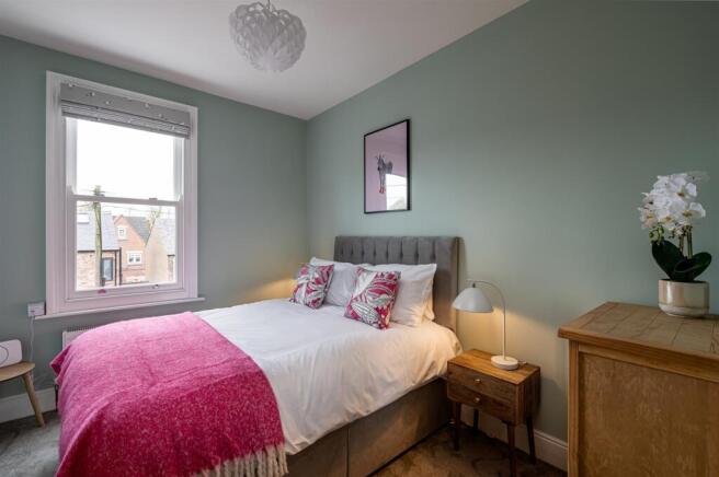 4 bed Terraced for sale Image 9
