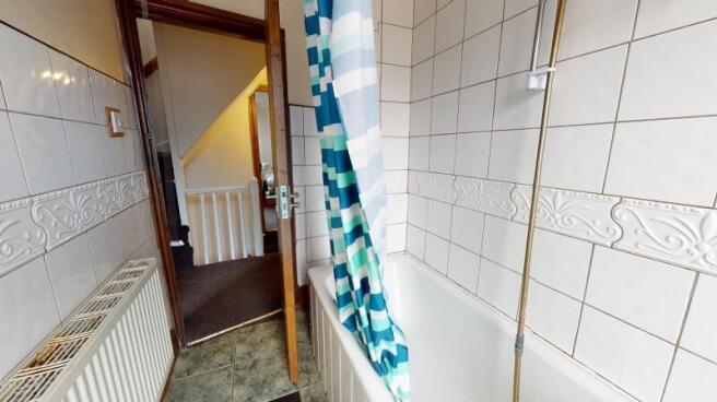6 bed Terraced to rent Image 5