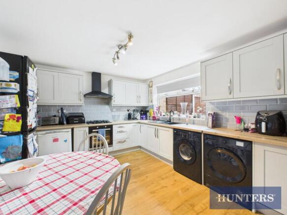 3 bed Terraced for sale Image 4