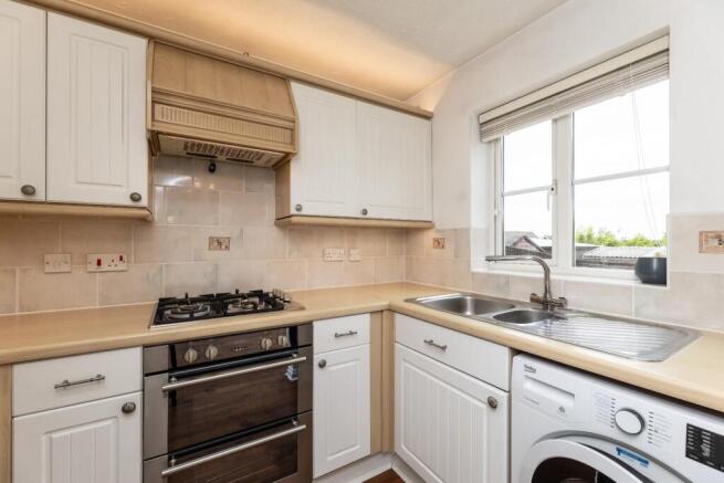 3 bed Link Detached House for sale Image 6