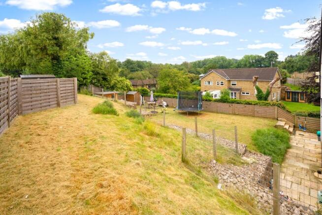 7 bed Detached for sale Image 12
