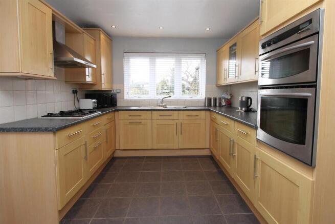 Batham Road, Kidderminster photo 4