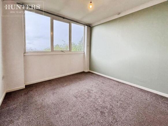 3 bed Semi-Detached for sale Image 11