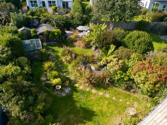 15 Vicarage Meadow