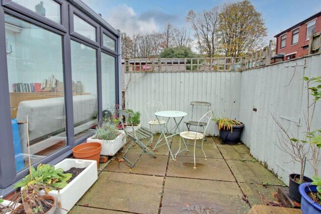 Rear Patio Garden