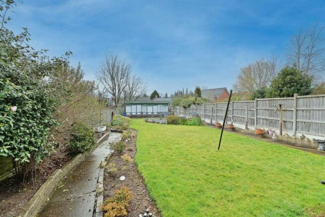468 Alcester Road - gdn3.jpg