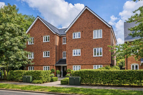 Page Place, Frogmore, St. Albans, AL2